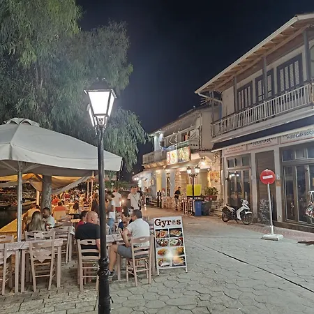 Politis' Wooden House Apartment Vasiliki (Lefkada)